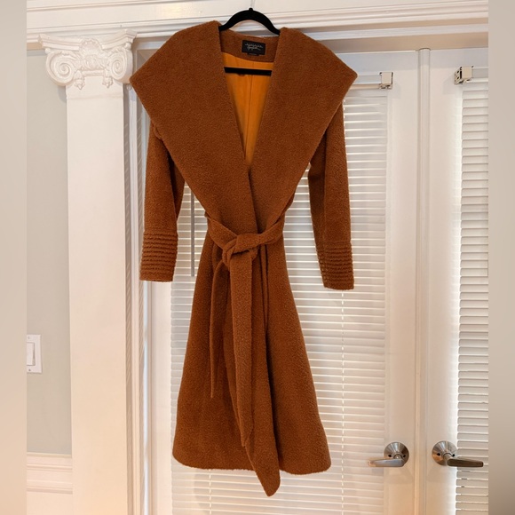 Sentaler Boucle Alpaca Long Belted Coat - Picture 3 of 7